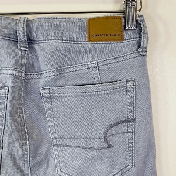 American Eagle Button Fly Light Wash  High Rise Jeggings - Picture 12 of 13